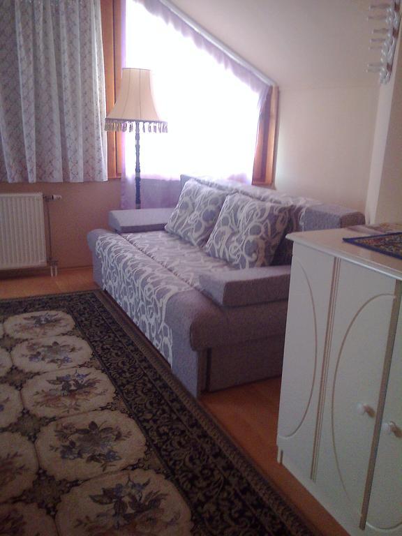 Marina-Buek Apartmanhaz Zimmer foto